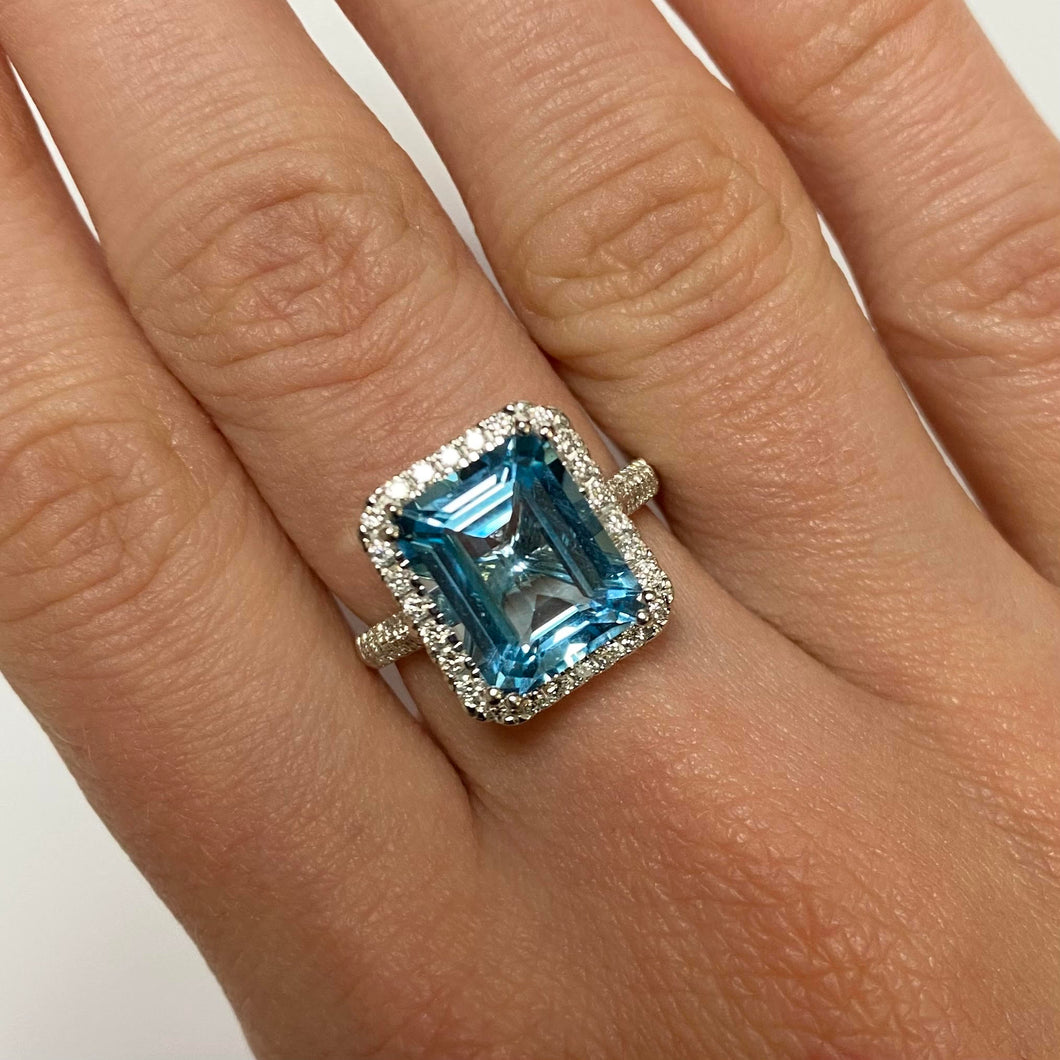 Blue Topaz & Diamond Ring - Product Code - R112