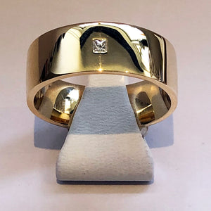 Diamond Yellow Gold Mens Wedding Band Ring
