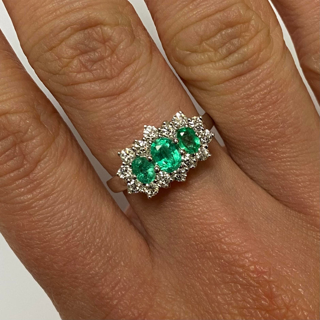 Emerald & Diamond Ring - Product Code - R118