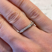 Load image into Gallery viewer, Diamond white Gold Band - G745
