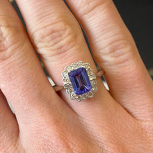 Load image into Gallery viewer, 1.60ct Tanzanite &amp; Diamond Ring - E601
