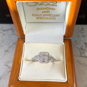 Baguette & Round Diamond Designer Ring - B450