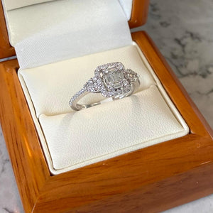 Baguette & Round Diamond Designer Ring - B450