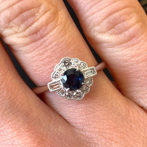 18ct Sapphire & Diamond Designer Ring - B449