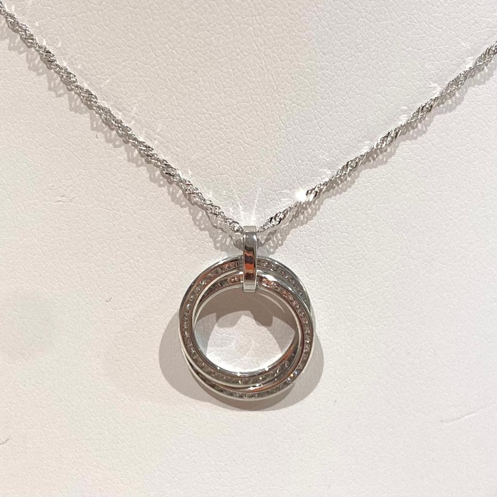 White Gold Designer Circle Pendant - VX526