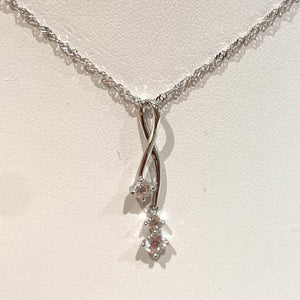 Designer White Gold Pendant & Chain - VX527