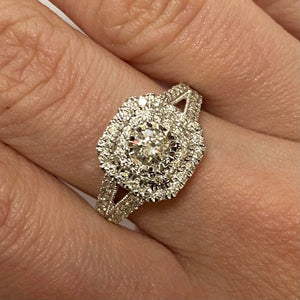 One Carat Diamond White Gold Ring - Product Code - G640