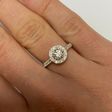 Load image into Gallery viewer, White Gold Diamond Ring - Product Code - G655
