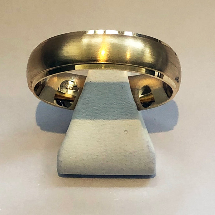 Yellow Gold Mens Brushed Wedding Band Ring