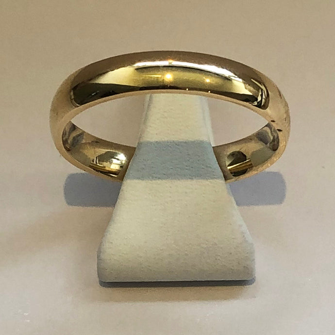 Yellow Gold Mens Wedding Band Ring