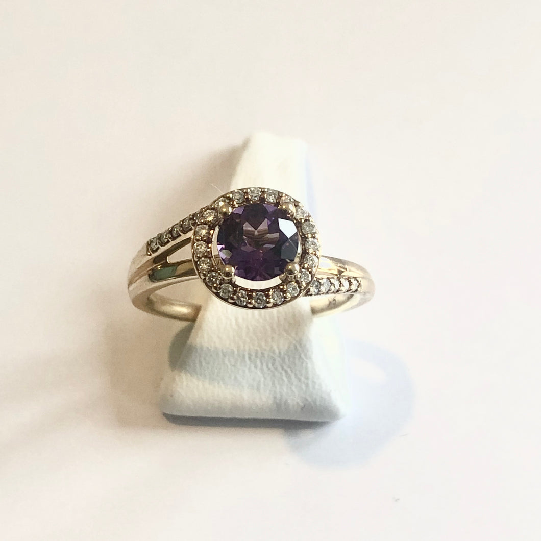 Yellow Gold Hallmarked Amethyst & Diamond Ring - Product Code - A135