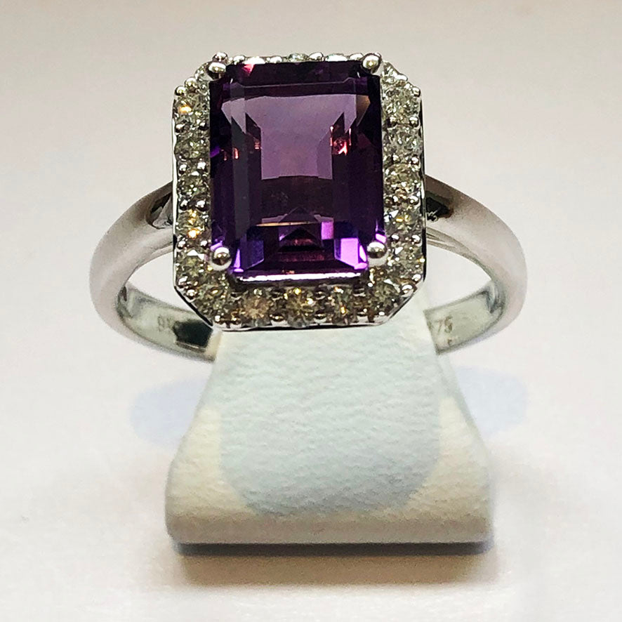 Diamond And Amethyst White Gold Ring 