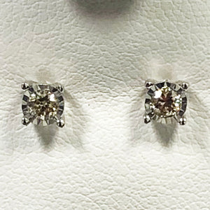 Diamond White Gold Stud Earring Set