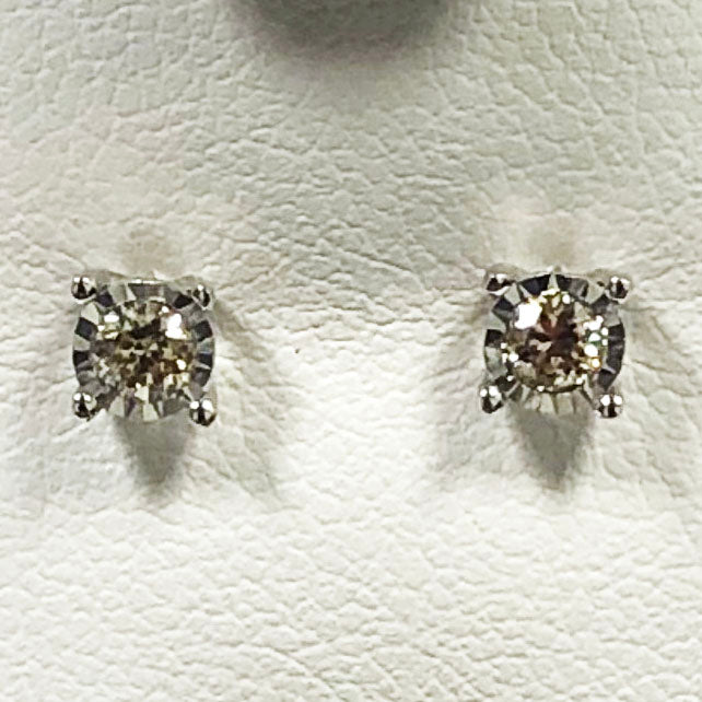 Diamond White Gold Stud Earring Set