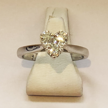 Load image into Gallery viewer, Diamond White Heart Gold Ring Band 
