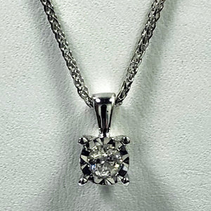 Diamond White Gold Pendant / Necklace