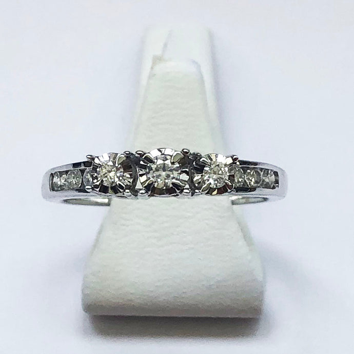 Diamond White Gold Trilogy Ring