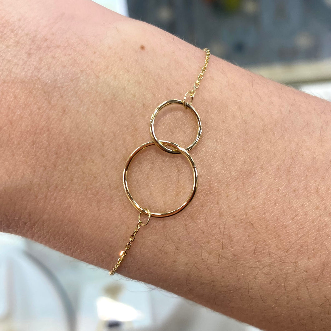 9ct Yellow Gold Circle Bracelet - Product Code - C24